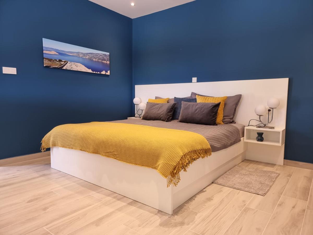 Apartments Suha Punta - Villa Babalonija Kampor Ngoại thất bức ảnh